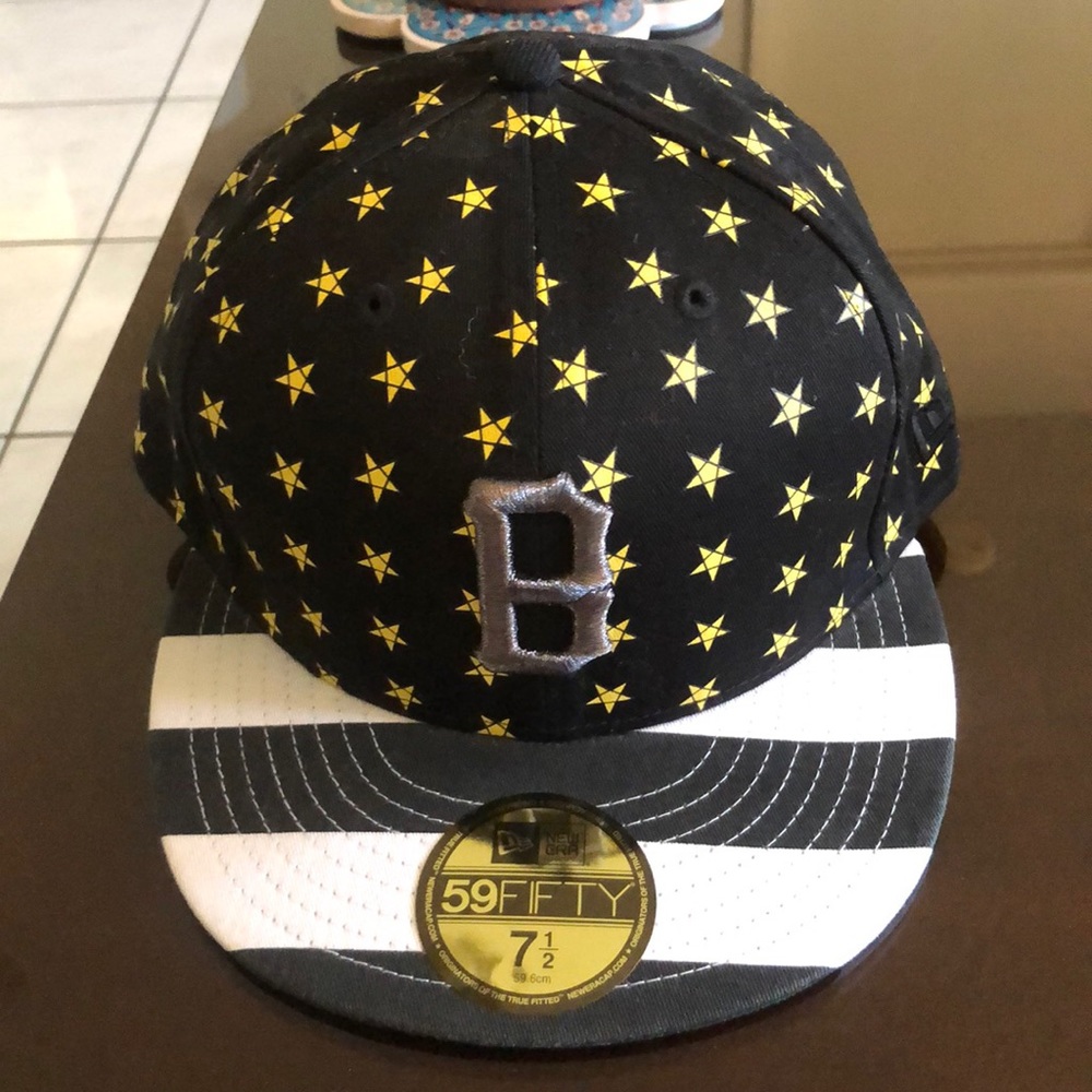 Never Worn, New Era Cap